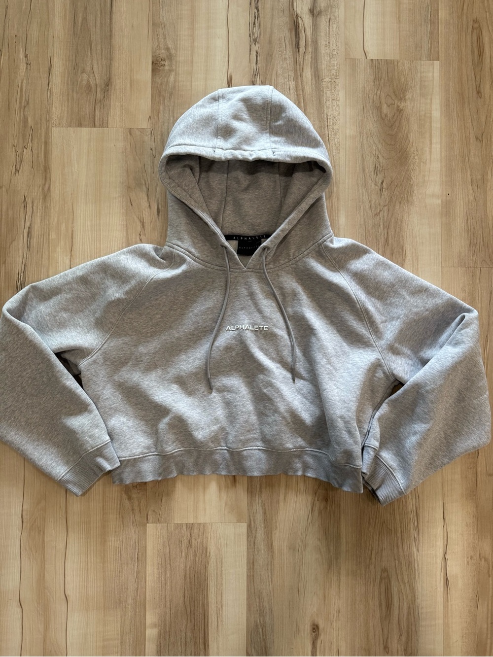 Alphalete Light Gray Cropped Hoodie